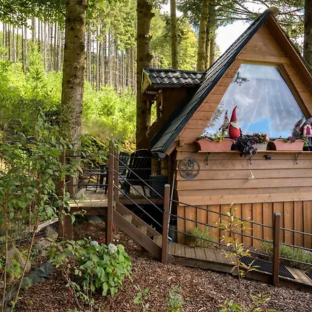 Des Marchous Villa *